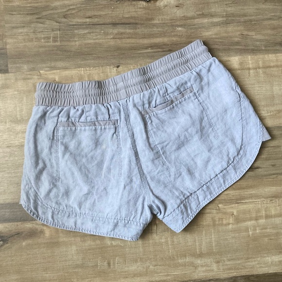 [Athleta] Beachside Bali Linen Shorts 4 - Picture 3 of 8